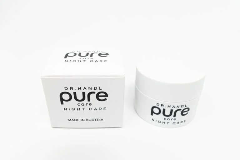 Night Care Pure: Feuchtigkeitsspendende Nacht Pflege mit Bakuchiol und Niacinamide: Die ideale Kombination für jugendlich strahlende Haut